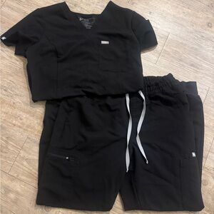 Women’s Figs Scrub Set Black Technical Collection